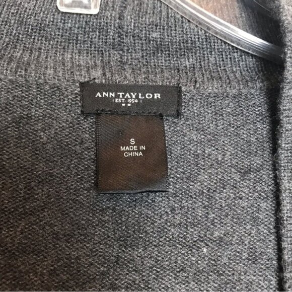 Ann Taylor Y2K Wool Round Hem Ballon Sleeve Cardigan Sweater Top Button Oversize - Picture 6 of 12